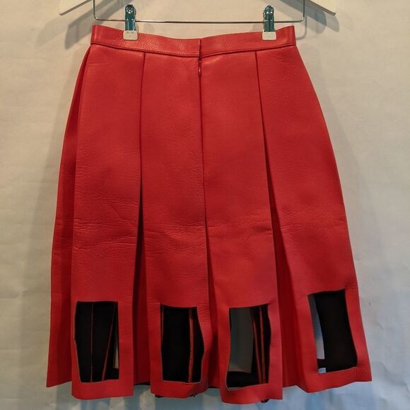 MAISON Margiela Runway red leather skirt 4(40) BNWT - Picture 4 of 11